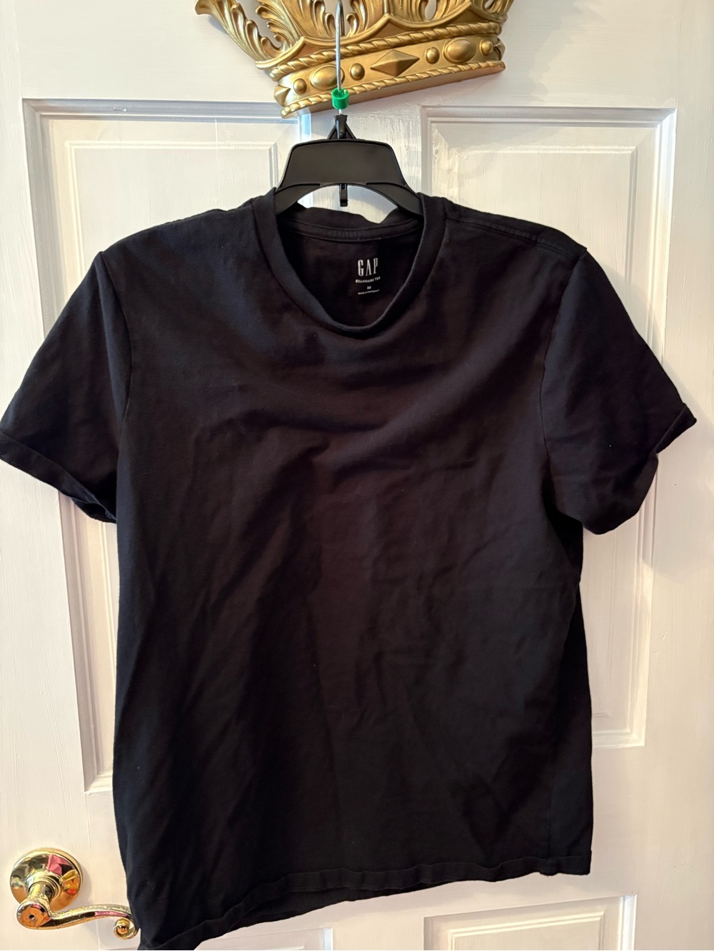 GAP Men’s Short Sleeve Crew T-Shirt - Black